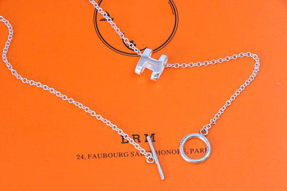 Mysitc HM NECKLACE H LETTER OVAL SERIES