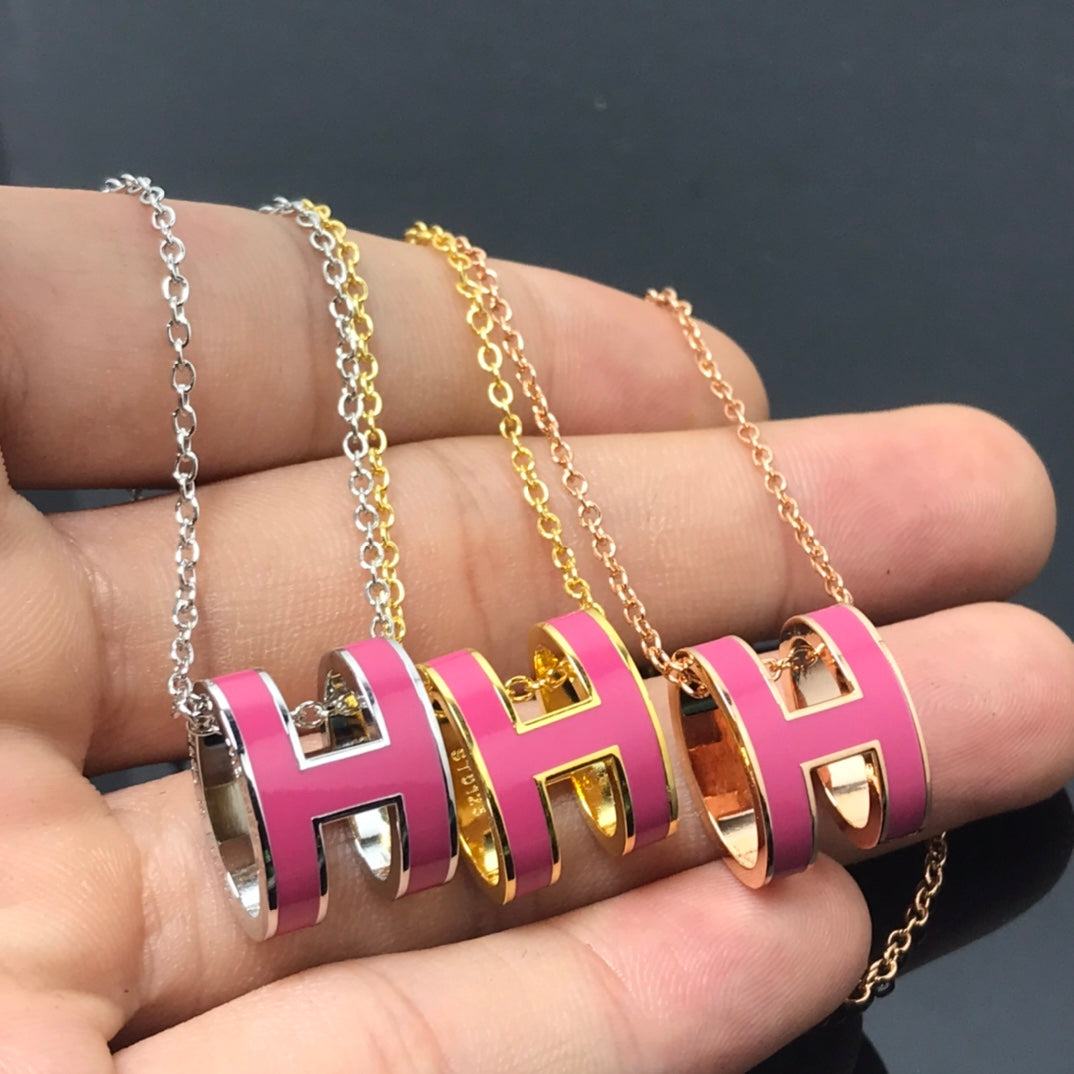 Mysitc H NECKLACE PINK