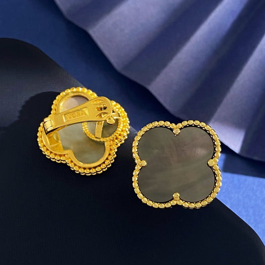 [Mysitc ]CLOVER  20MM GRAY MOP EARRINGS