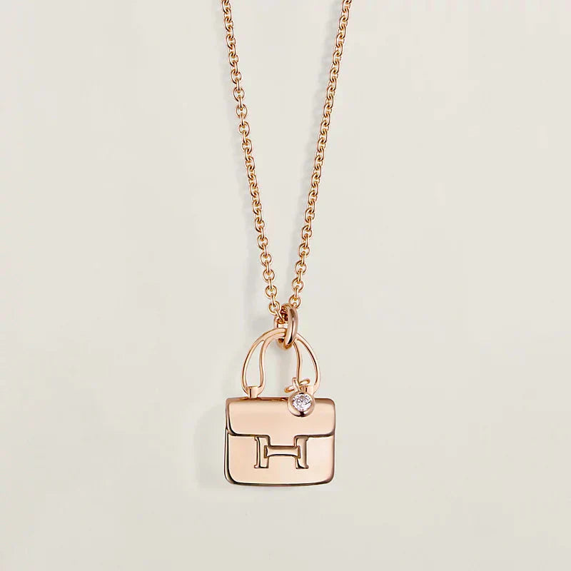 Mysitc AMULETTE PEDANT ROSE GOLD NECKLACE