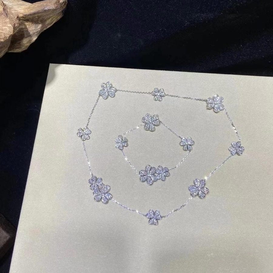 Mysitc FRIVOLE SILVER 5 FLOWERS BRACELET