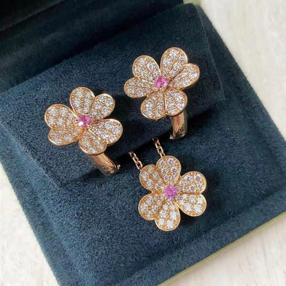 Mysitc FRIVOLE ROSE GOLD FLOWER DIAMOND NECKLACE