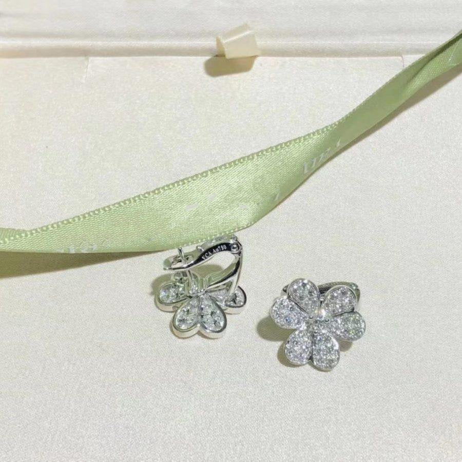ミスティック フリヴォル シルバー フラワー ダイヤモンド ピアス