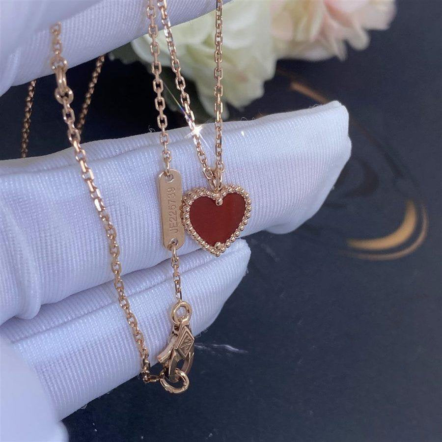 Mysitc SWEET CLOVER CARNELIAN HEART NECKLACE